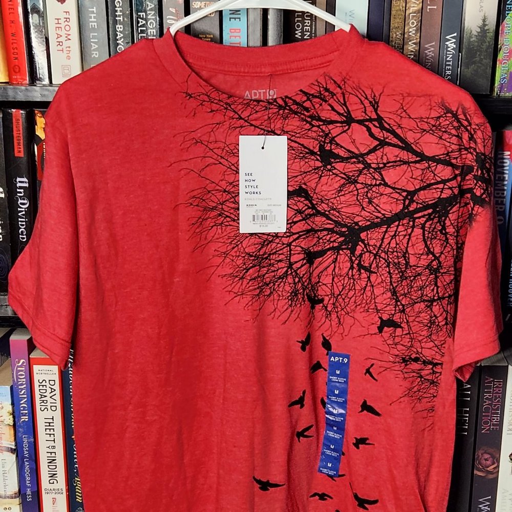 Apt 9 Men's Medium Red and Black Graphic T-Shirt